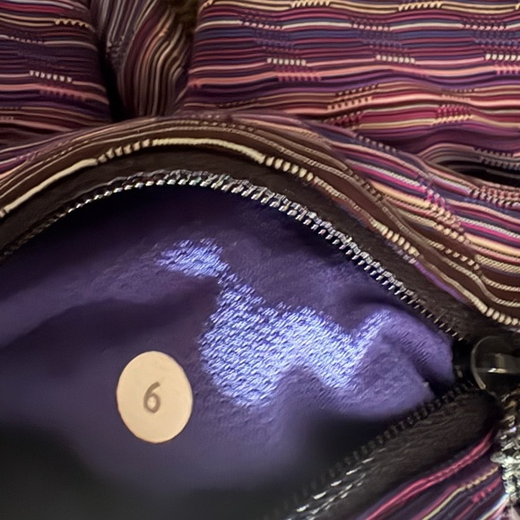 Lululemon Athletica Purple Striped Leggings size 6 L27 - Picture 8 of 8